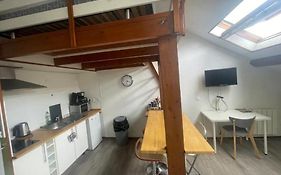 Studio Meuble 3 Piliers Gauche